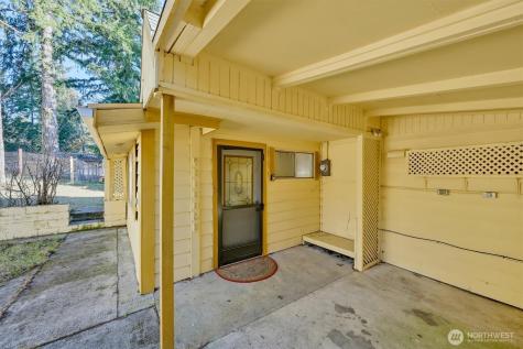 22115 Maple Drive NW Lakebay WA 98349