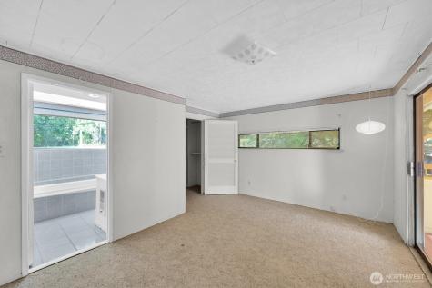 22115 Maple Drive NW Lakebay WA 98349