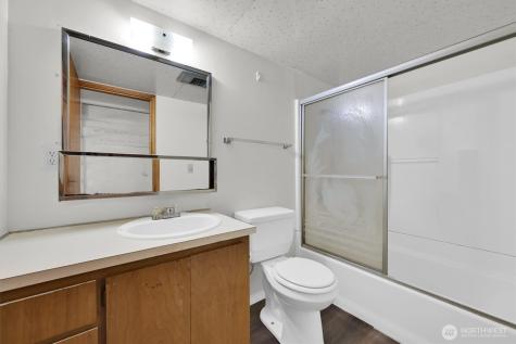 22115 Maple Drive NW Lakebay WA 98349