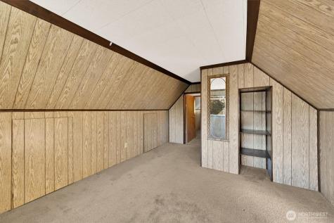 22115 Maple Drive NW Lakebay WA 98349
