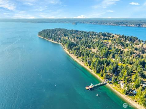 22115 Maple Drive NW Lakebay WA 98349