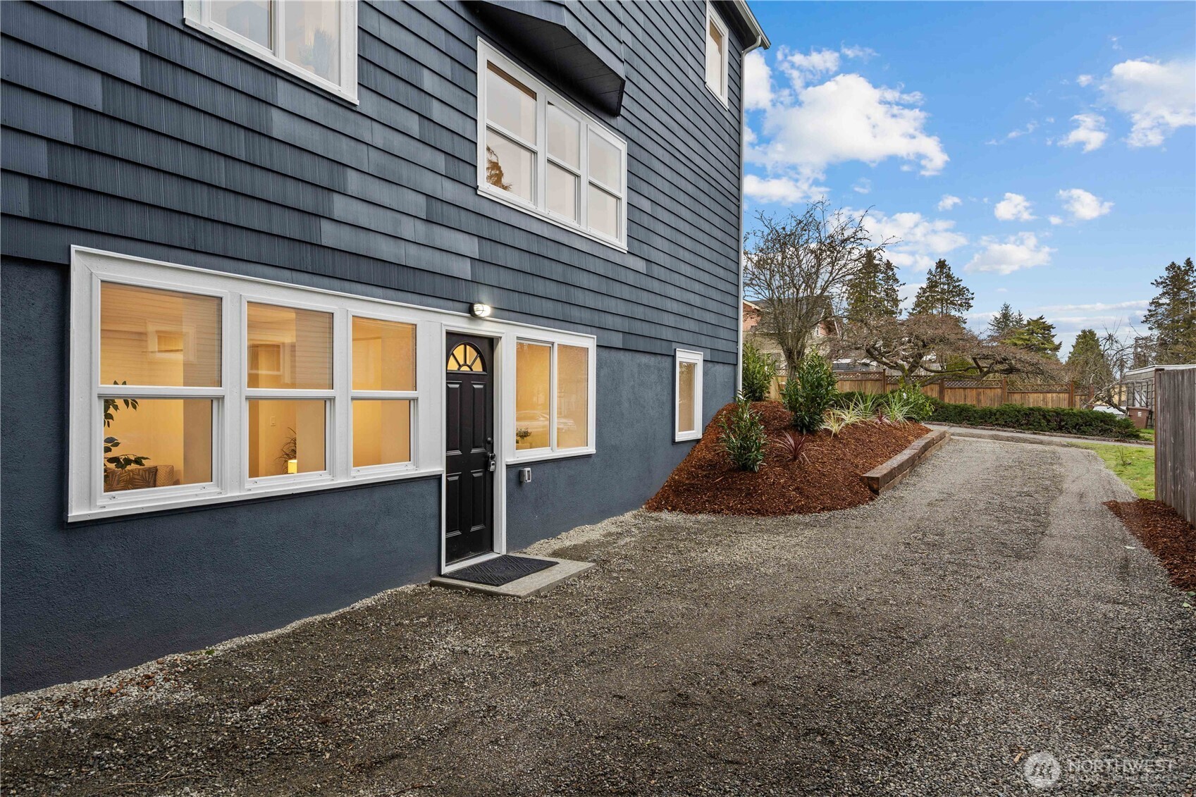 831 N Lawrence Street Tacoma WA 98406
