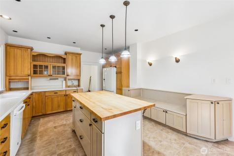 8413 309th Place SE Issaquah WA 98027