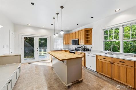 8413 309th Place SE Issaquah WA 98027