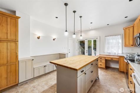 8413 309th Place SE Issaquah WA 98027
