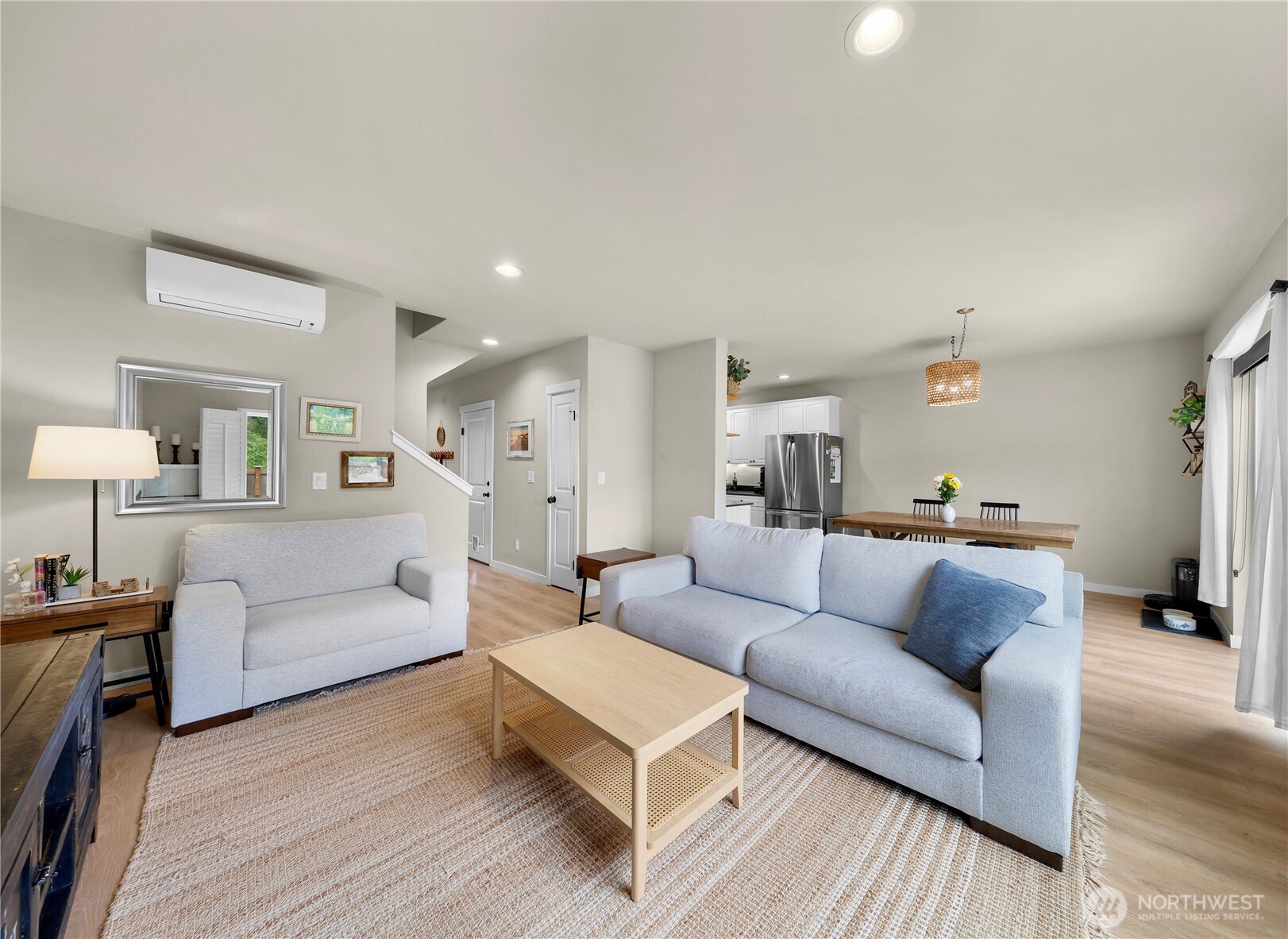 1911 SW Cooper Way Oak Harbor WA 98277