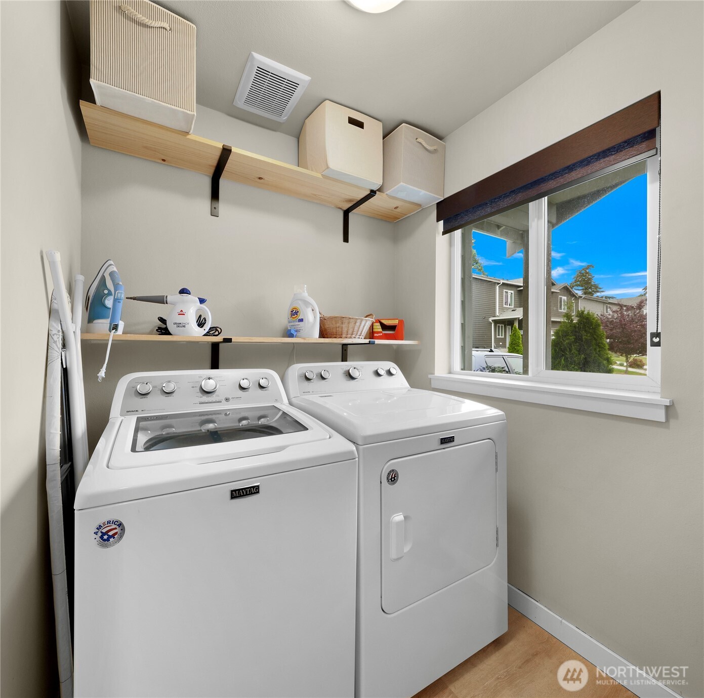 1911 SW Cooper Way Oak Harbor WA 98277