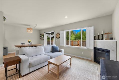 1911 SW Cooper Way Oak Harbor WA 98277