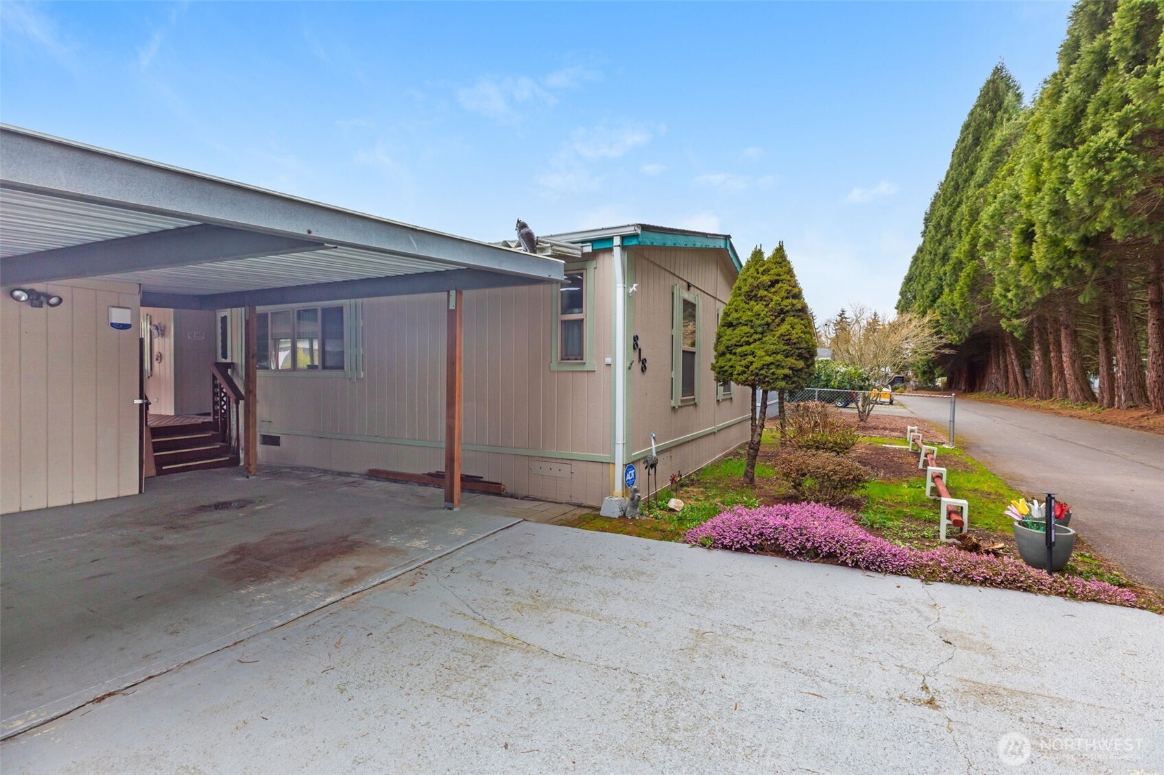 818 82nd Street E Tacoma WA 98404