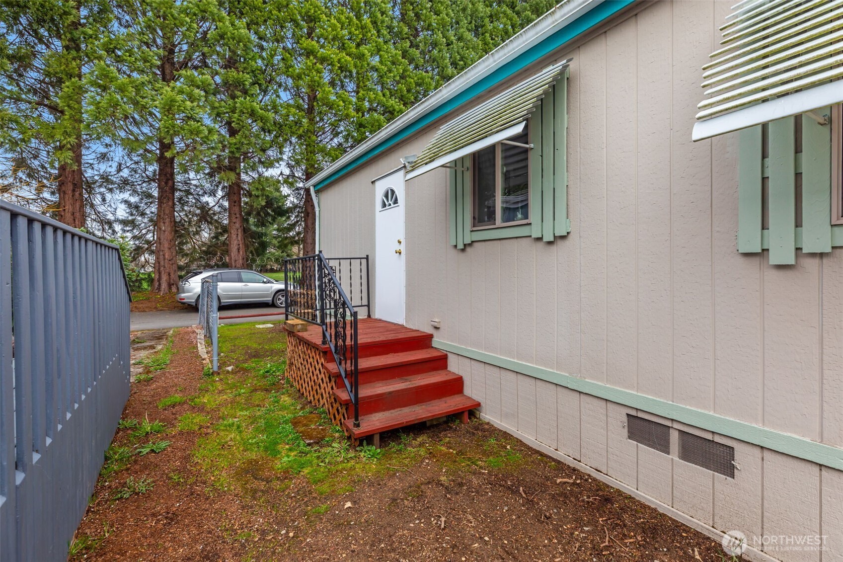 818 82nd Street E Tacoma WA 98404