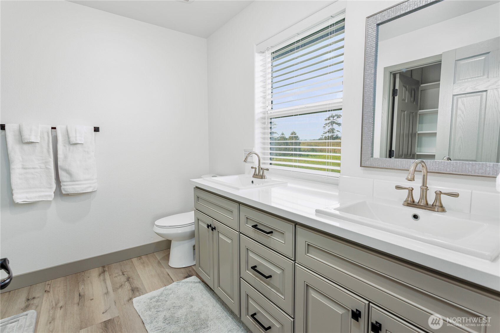 26987 State Route 20 Oak Harbor WA 98277