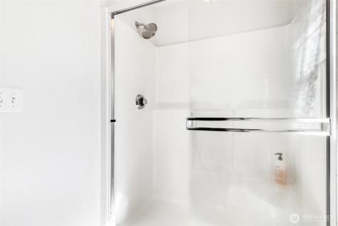 8381 21st Street NE Lake Stevens WA 98258