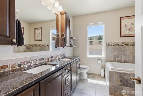 4265 Plum Pt. E Grand Coulee WA 99133