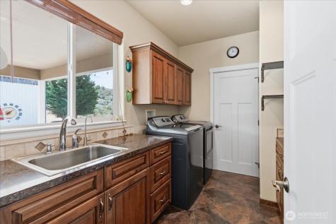 4265 Plum Pt. E Grand Coulee WA 99133