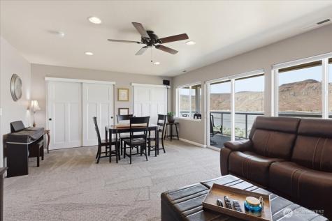 4265 Plum Pt. E Grand Coulee WA 99133