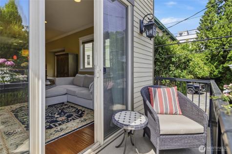 3633 Evanston Avenue N Seattle WA 98103