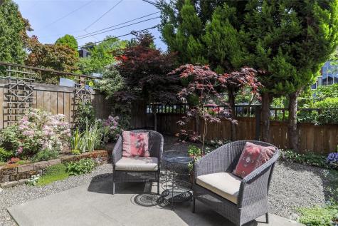 3633 Evanston Avenue N Seattle WA 98103