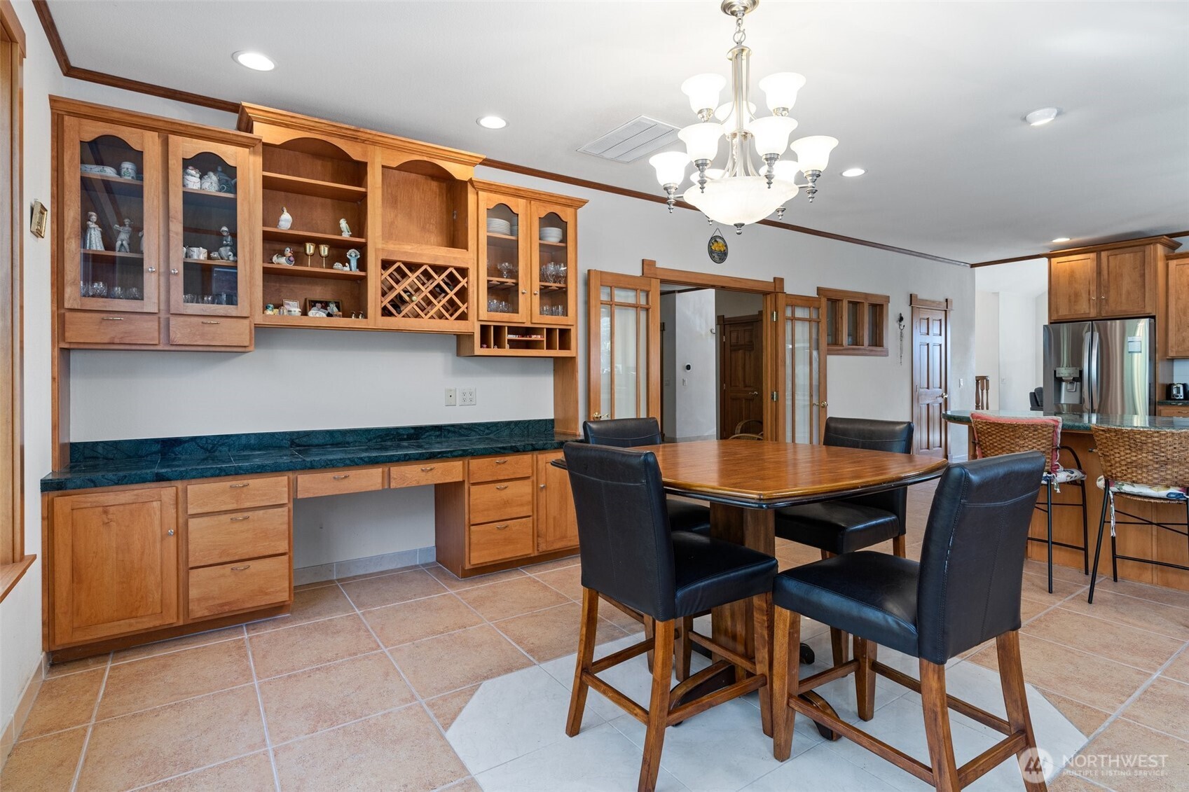 238 25th Street NW Long Beach WA 98631