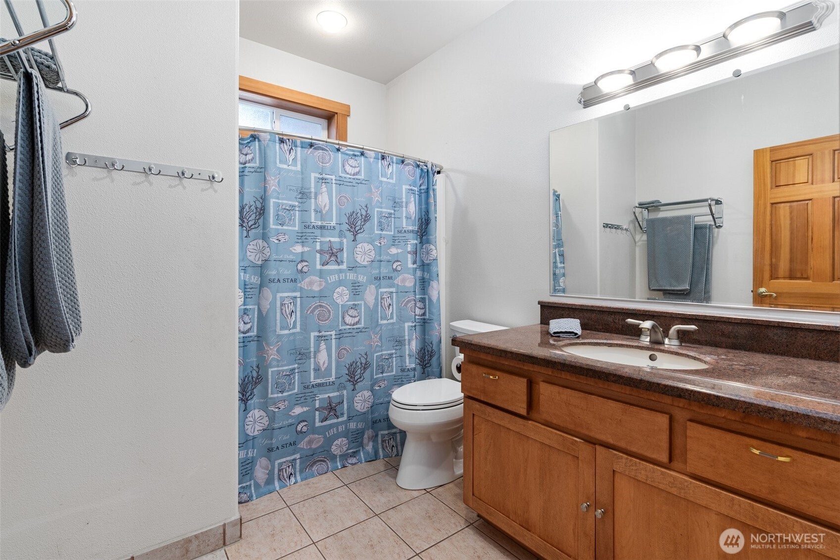 238 25th Street NW Long Beach WA 98631