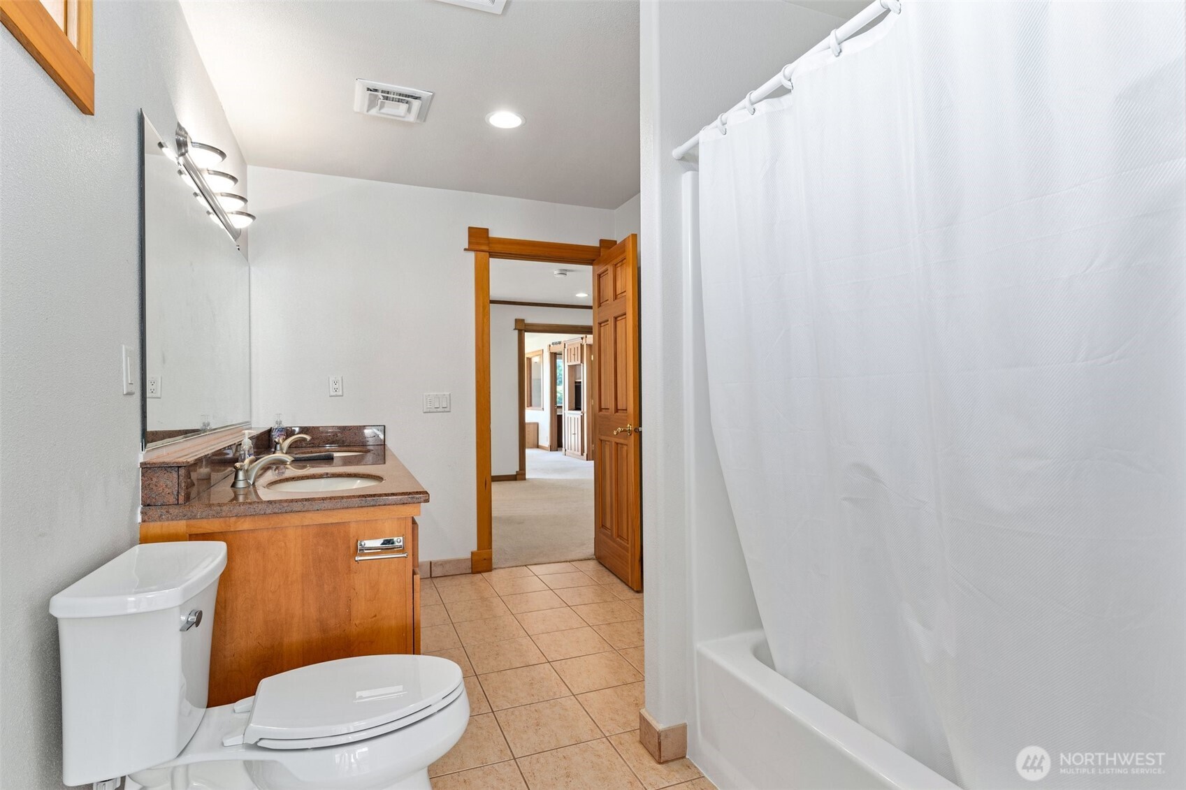 238 25th Street NW Long Beach WA 98631