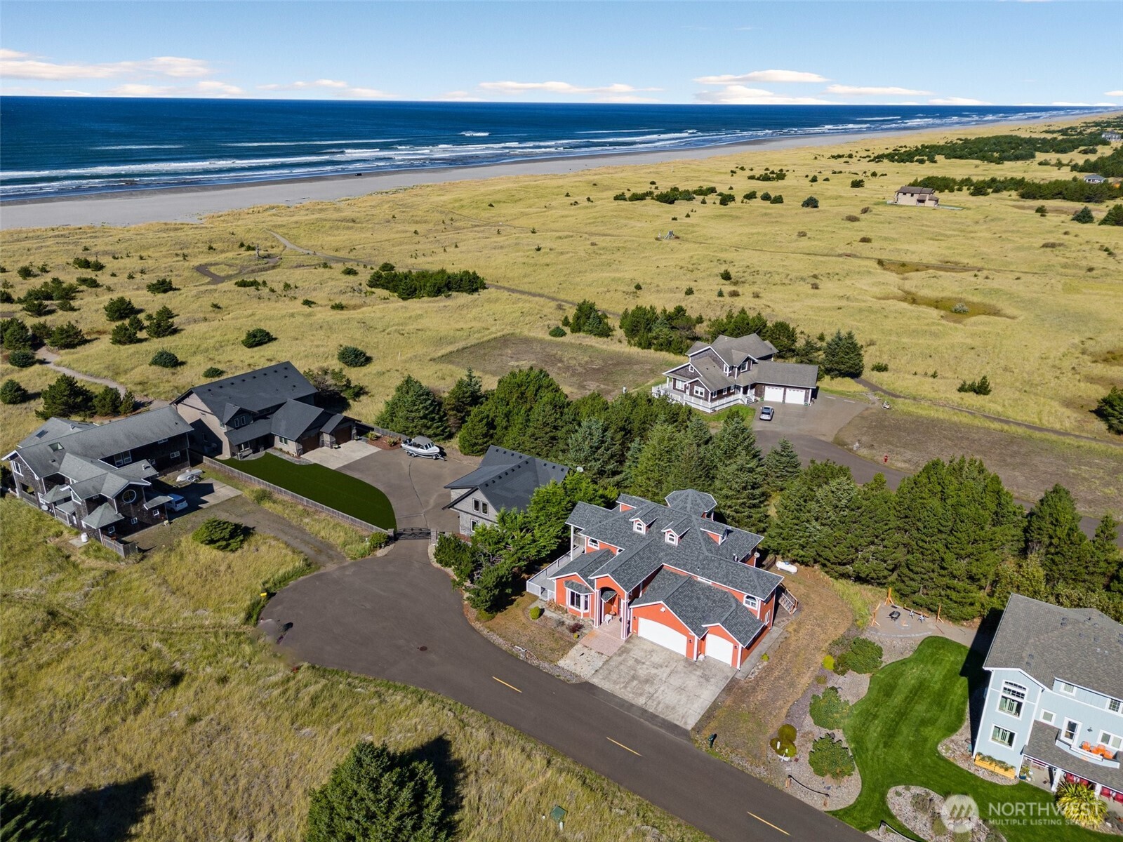 238 25th Street NW Long Beach WA 98631
