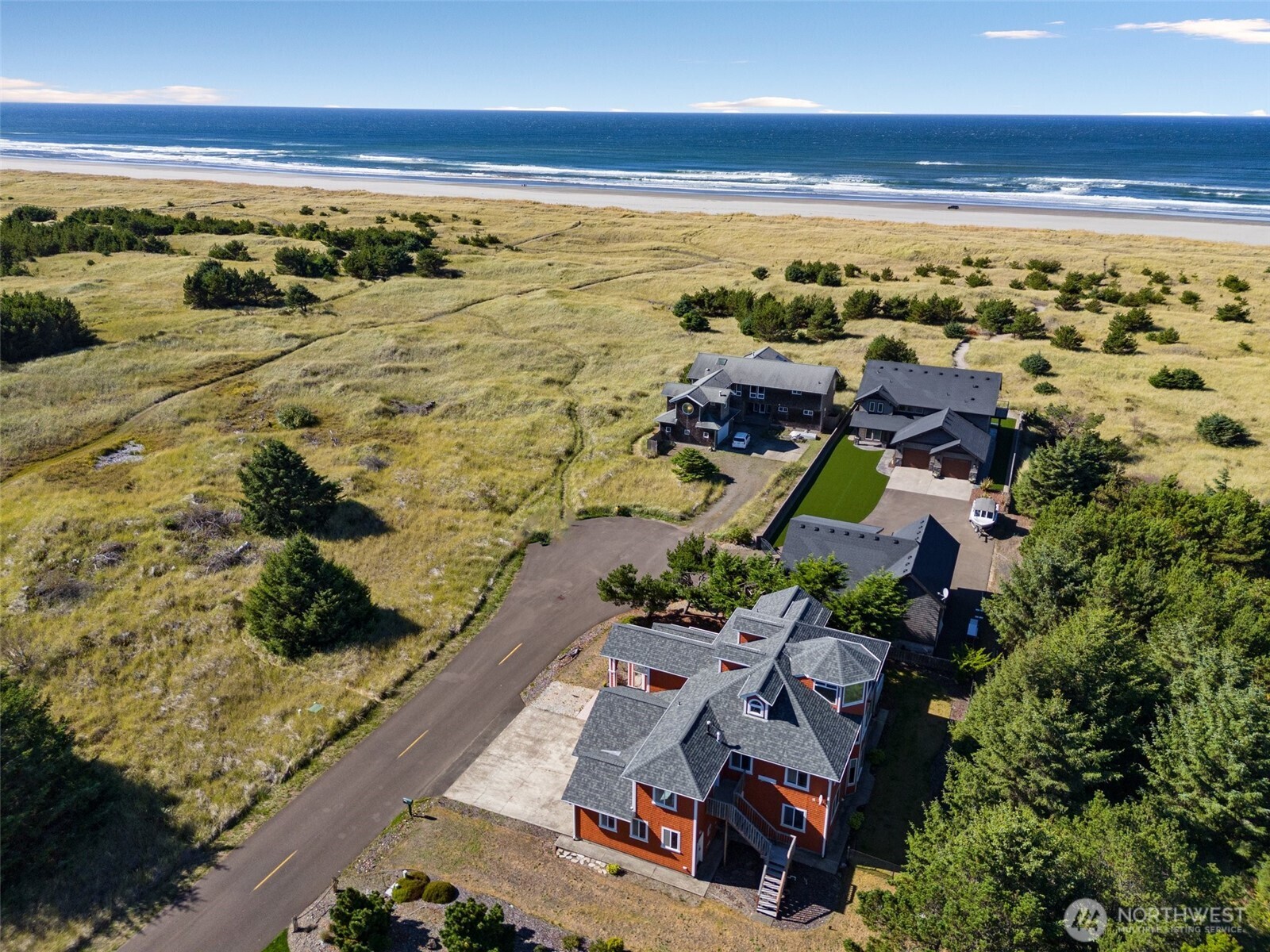 238 25th Street NW Long Beach WA 98631
