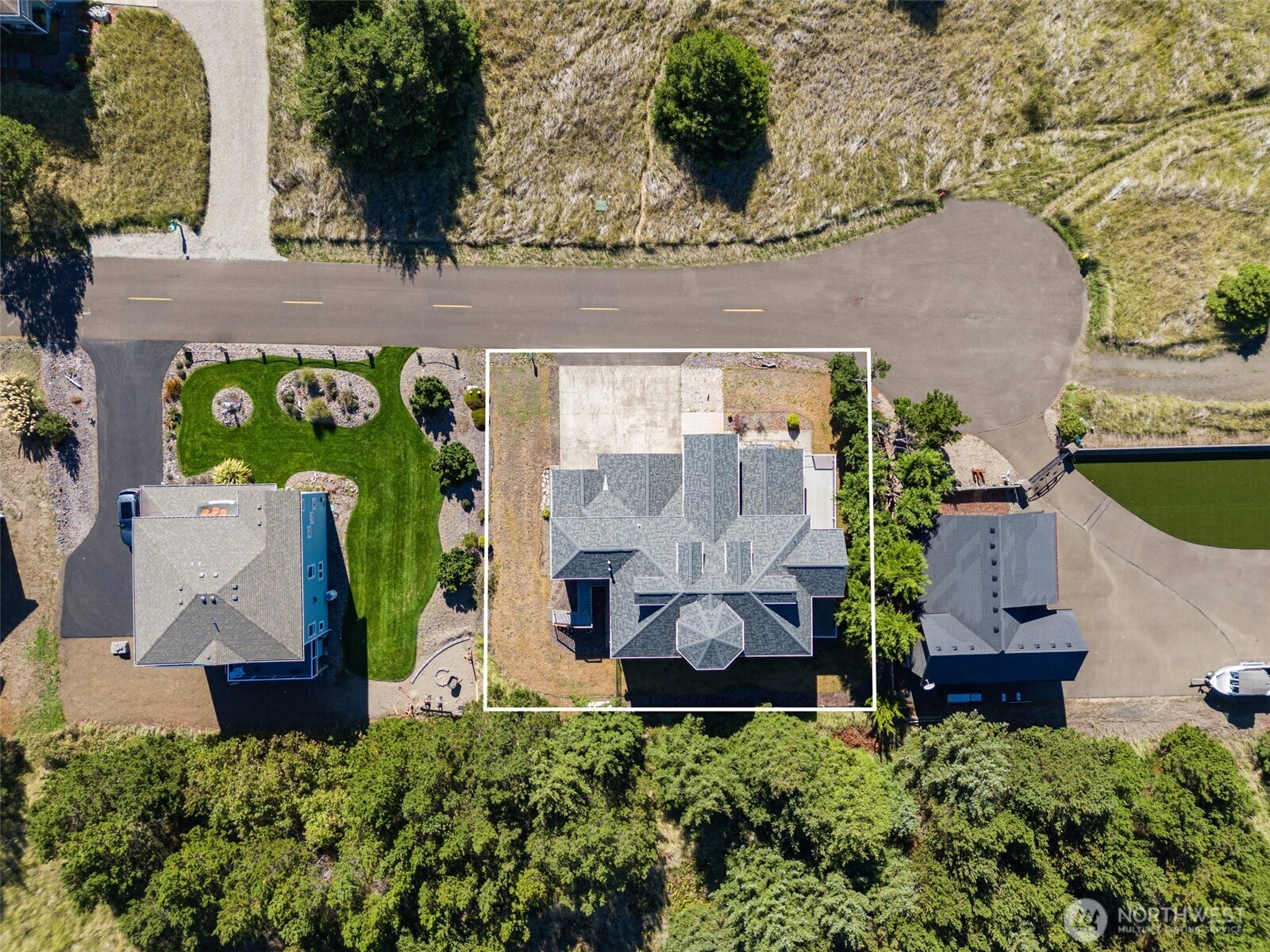 238 25th Street NW Long Beach WA 98631