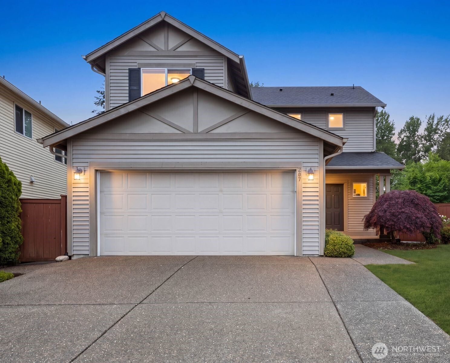 207 Edmonds Place NE Renton WA 98056