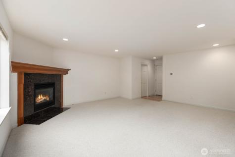 207 Edmonds Place NE Renton WA 98056