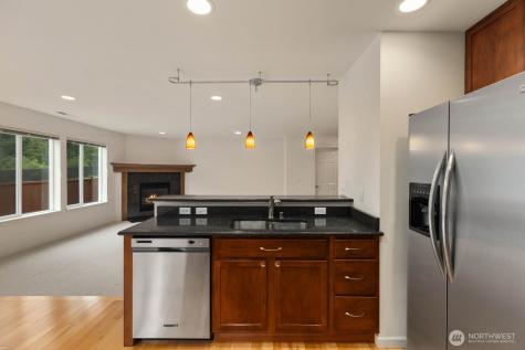 207 Edmonds Place NE Renton WA 98056
