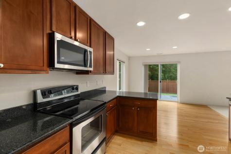 207 Edmonds Place NE Renton WA 98056