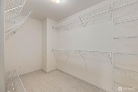 207 Edmonds Place NE Renton WA 98056