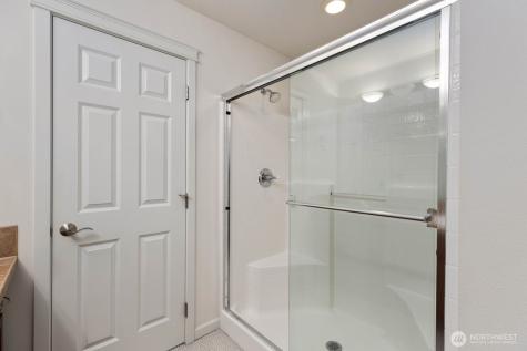 207 Edmonds Place NE Renton WA 98056