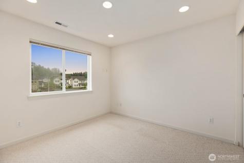 207 Edmonds Place NE Renton WA 98056