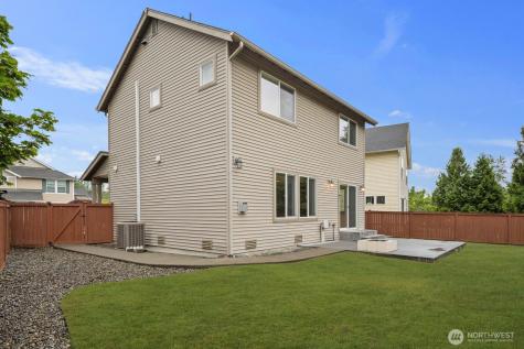 207 Edmonds Place NE Renton WA 98056
