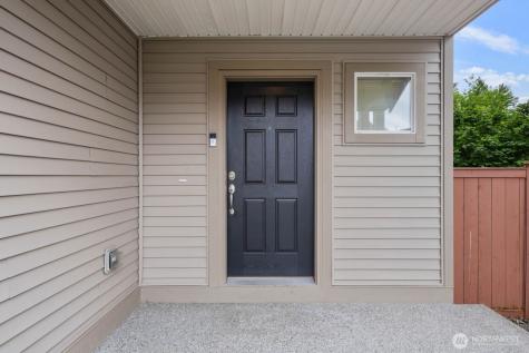 207 Edmonds Place NE Renton WA 98056