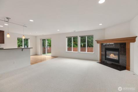207 Edmonds Place NE Renton WA 98056
