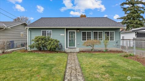 1207 13th Mount Vernon WA 98274