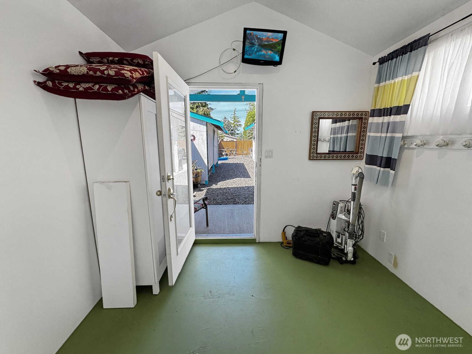 5001 Bay Road Blaine WA 98230