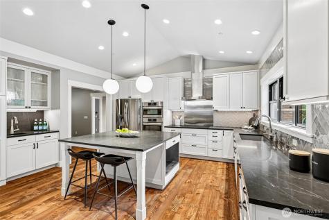 12405 NE 108th Place Kirkland WA 98033