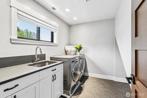 12405 NE 108th Place Kirkland WA 98033