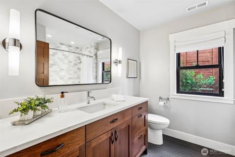 12405 NE 108th Place Kirkland WA 98033