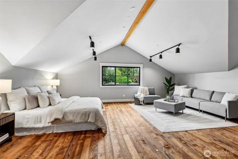 12405 NE 108th Place Kirkland WA 98033