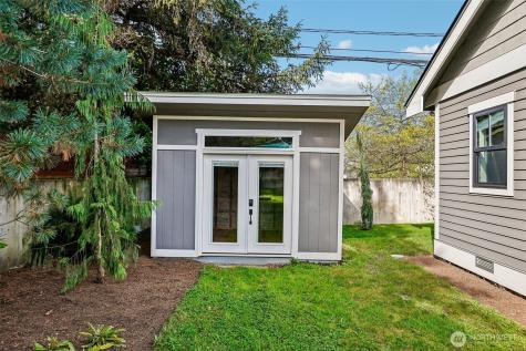12405 NE 108th Place Kirkland WA 98033