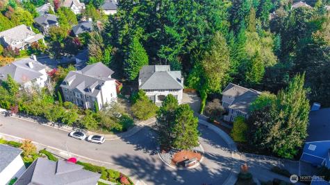 4952 160th Court SE Bellevue WA 98006