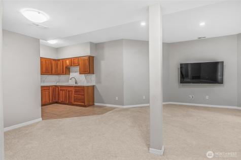 4952 160th Court SE Bellevue WA 98006