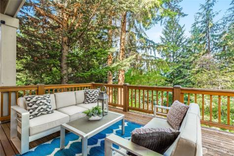 4952 160th Court SE Bellevue WA 98006