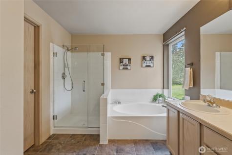 20059 SE 290th Place Kent WA 98042