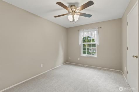 20059 SE 290th Place Kent WA 98042