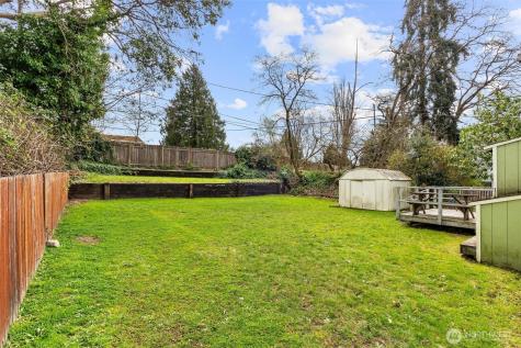 15620 5th Avenue NE Shoreline WA 98155